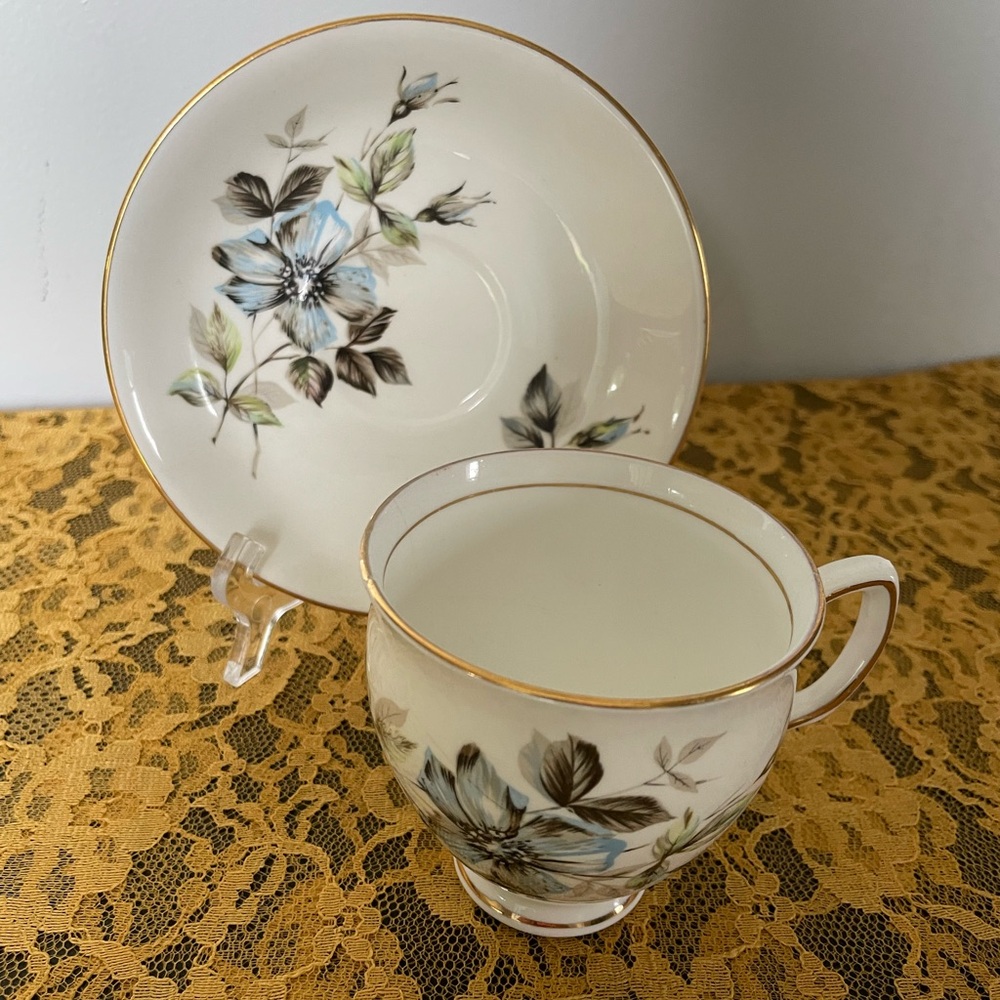 Duchess Bone China Floral Porcelain Tea Cup and Saucer Set